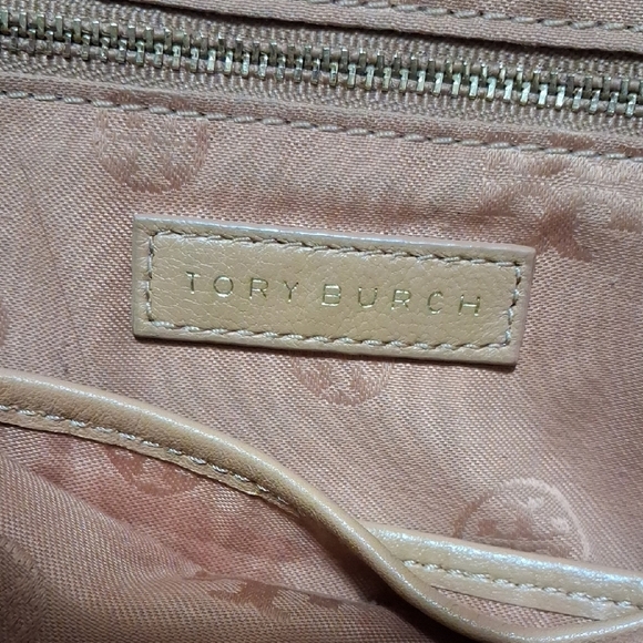 Tory Burch Quilted Tote - Picture 2 of 16